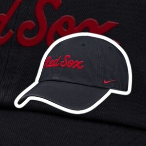 (NWT) NIKE® Boston Red Sox Club Adjustable Cap - M / L